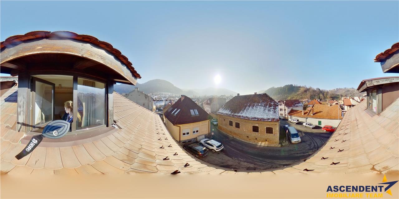 OFERTA TRANZACTIONATA! EXPLOREAZA 3D! Distinct nivel in vila, cu terasa in spectacolul colinei montane, Central, Brasov