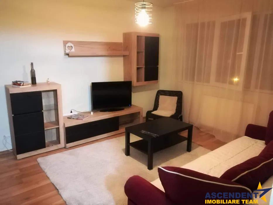Apartament cu 2 camere, cochet, calduros, zona Astra, Brasov