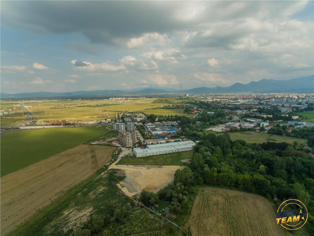 4.600 mp teren intravilan, Tractorul, Brasov + 2,43 ha pentru dezvoltatori in aceeasi zona