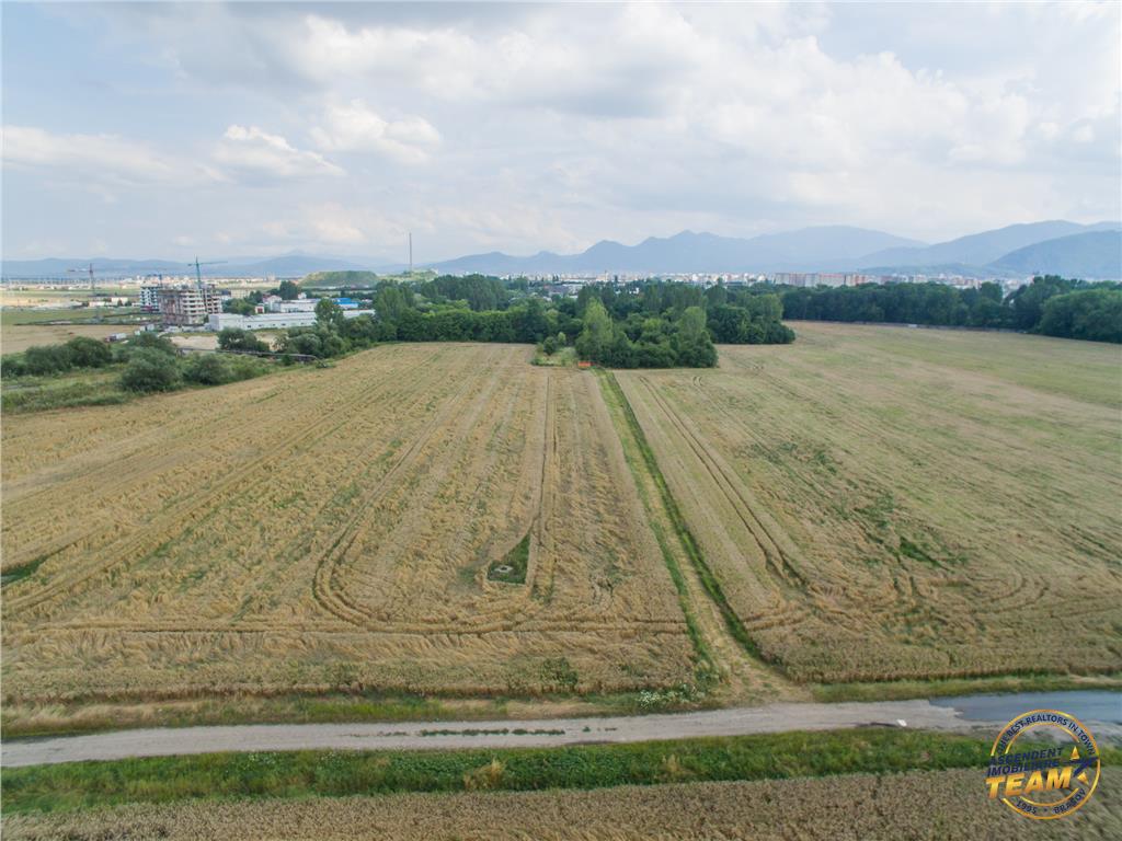 Tractorul, Brasov, 4.600 mp teren intravilan,  si + investitíonal  2,43 ha