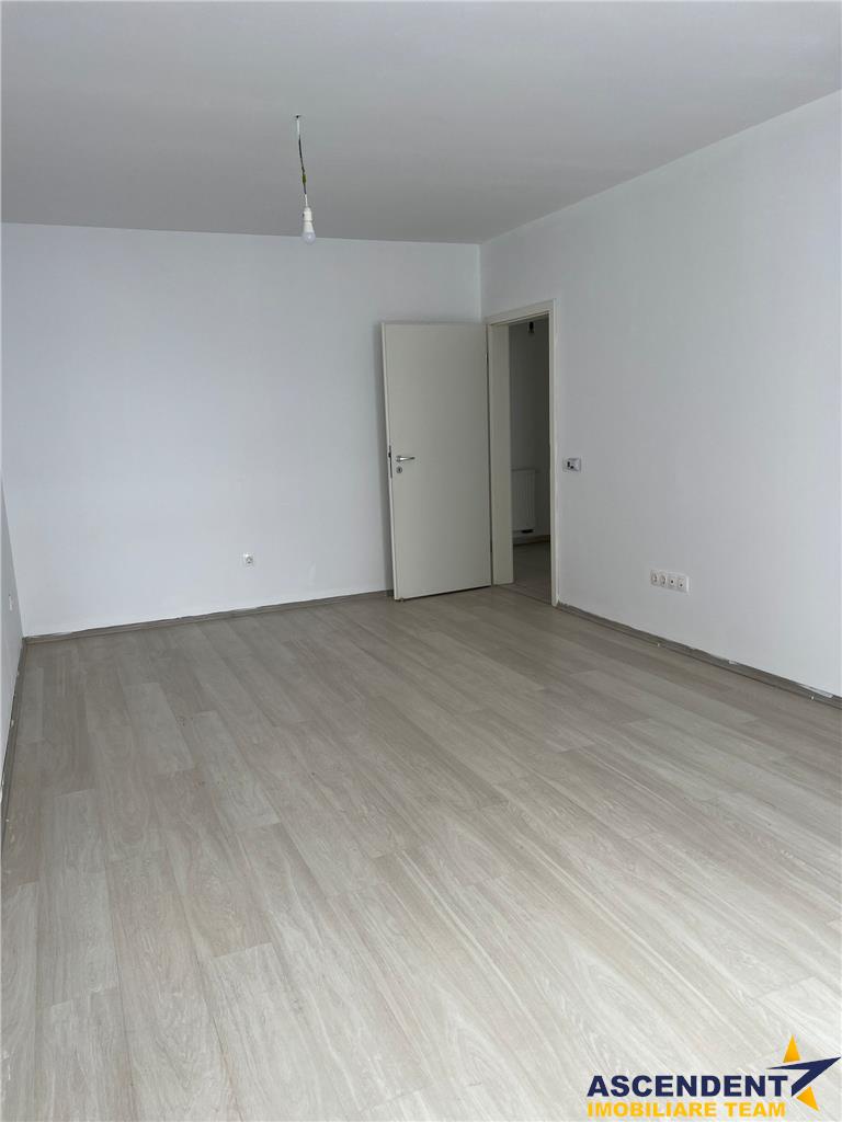 Apartament 3 camere, decomandat, etaj I, Avantgarden, Bartolomeu, Brasov