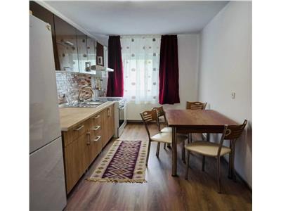 Apartament cu trei camere, decomandat,  Astra, Brasov