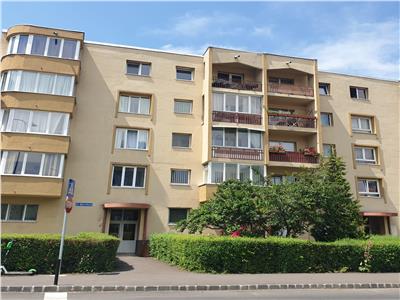 Recomandat rezidential/ investitional, Aula Universitatii - Grivitei, Brasov