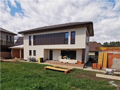 Proiect modern, proprietate premium, casa 4 camere si 800 mp teren,Sanpetru, Brasov