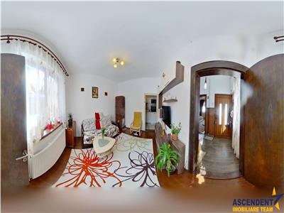 EXPLOREAZA 3D! 1.800 mp teren+ casa, in imbratisarea padurii, Central  Sacele,Brasov