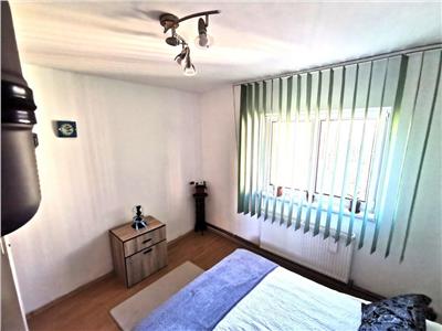 Apartament doua camere decomandate, zona  Triaj, Brasov
